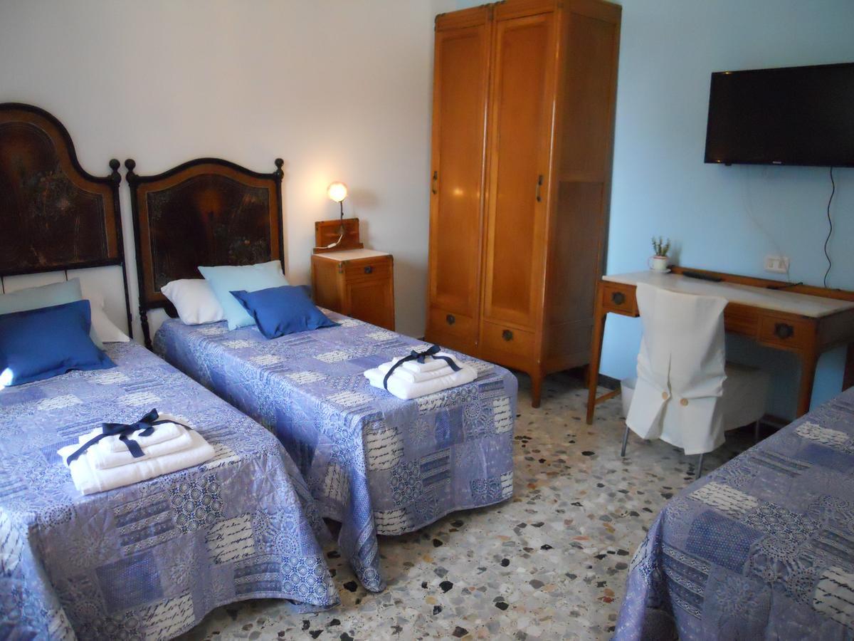 לינה וארוחת בוקר Stazzano Casa Clotilde מראה חיצוני תמונה