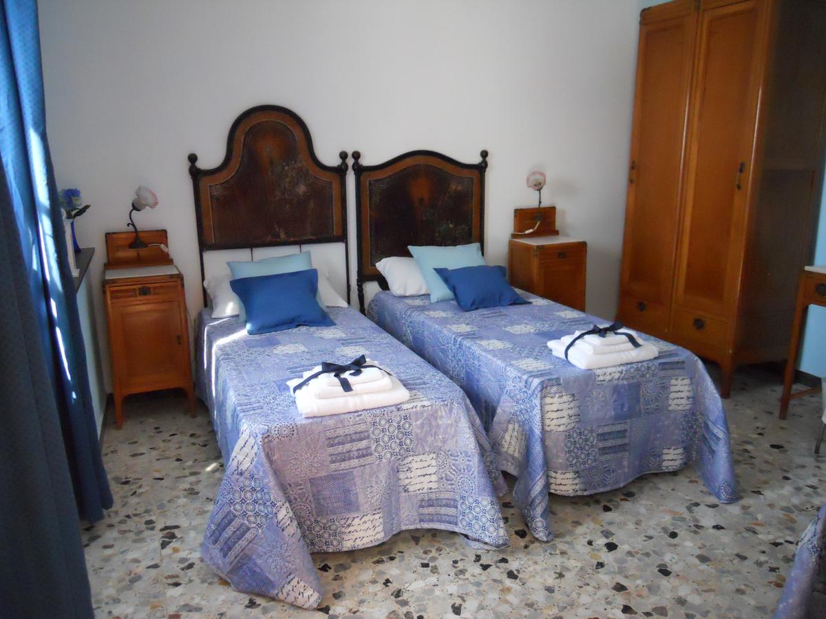 לינה וארוחת בוקר Stazzano Casa Clotilde מראה חיצוני תמונה